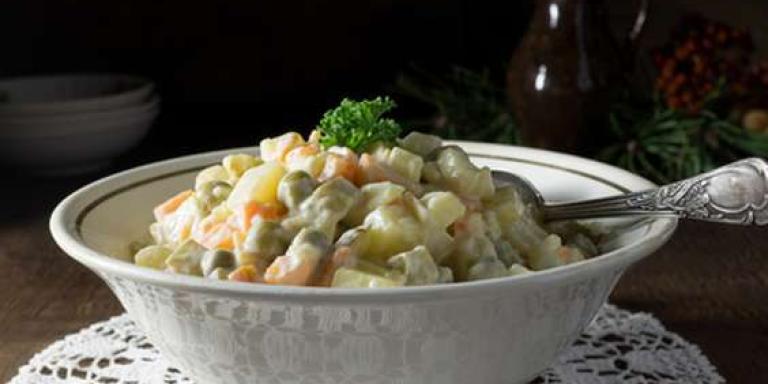 Зимний салат с горошком - рецепт приготовления с фото от Maggi.ru