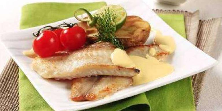 Рыба с жареной картошкой - рецепт приготовления с фото от Maggi.ru