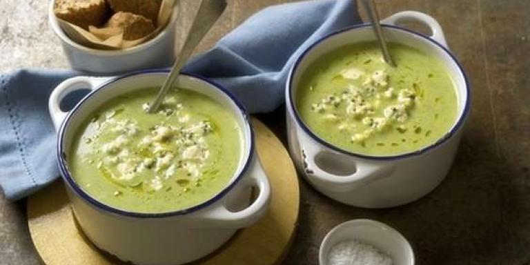 Крем-суп из брокколи с голубым сыром - рецепт приготовления с фото от Maggi.ru