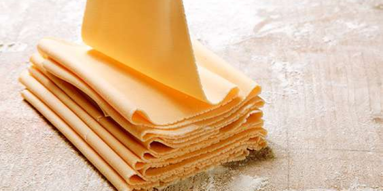 Традиционный рецепт маринованных огурцов с сельдереем — рецепт с фото